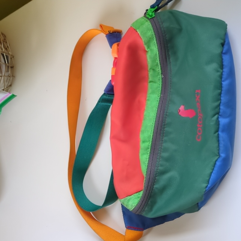 Cotopaxi Bataan fanny / hip pack